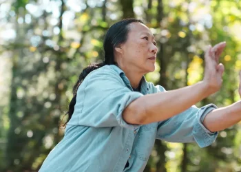 Qigong Walking: The Meditative Art of Moving Energy
