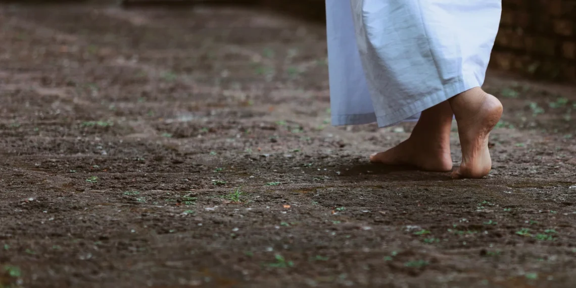 Walking Meditation Benefits: A Comprehensive Guide