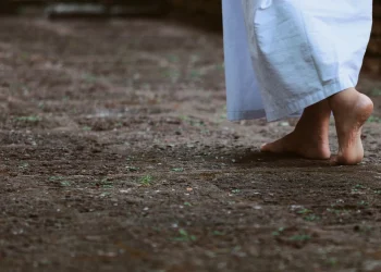 Walking Meditation Benefits: A Comprehensive Guide